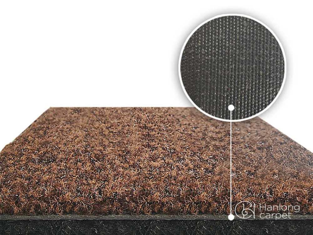 Lớp đế cao su hoặc PVC bám chắc